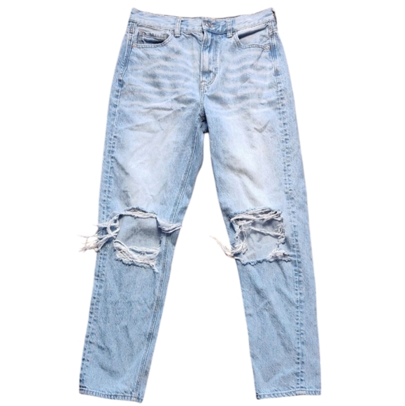 American Eagle Outfitters Denim - American Eagle Moms Jeans Distress Size Two Women's